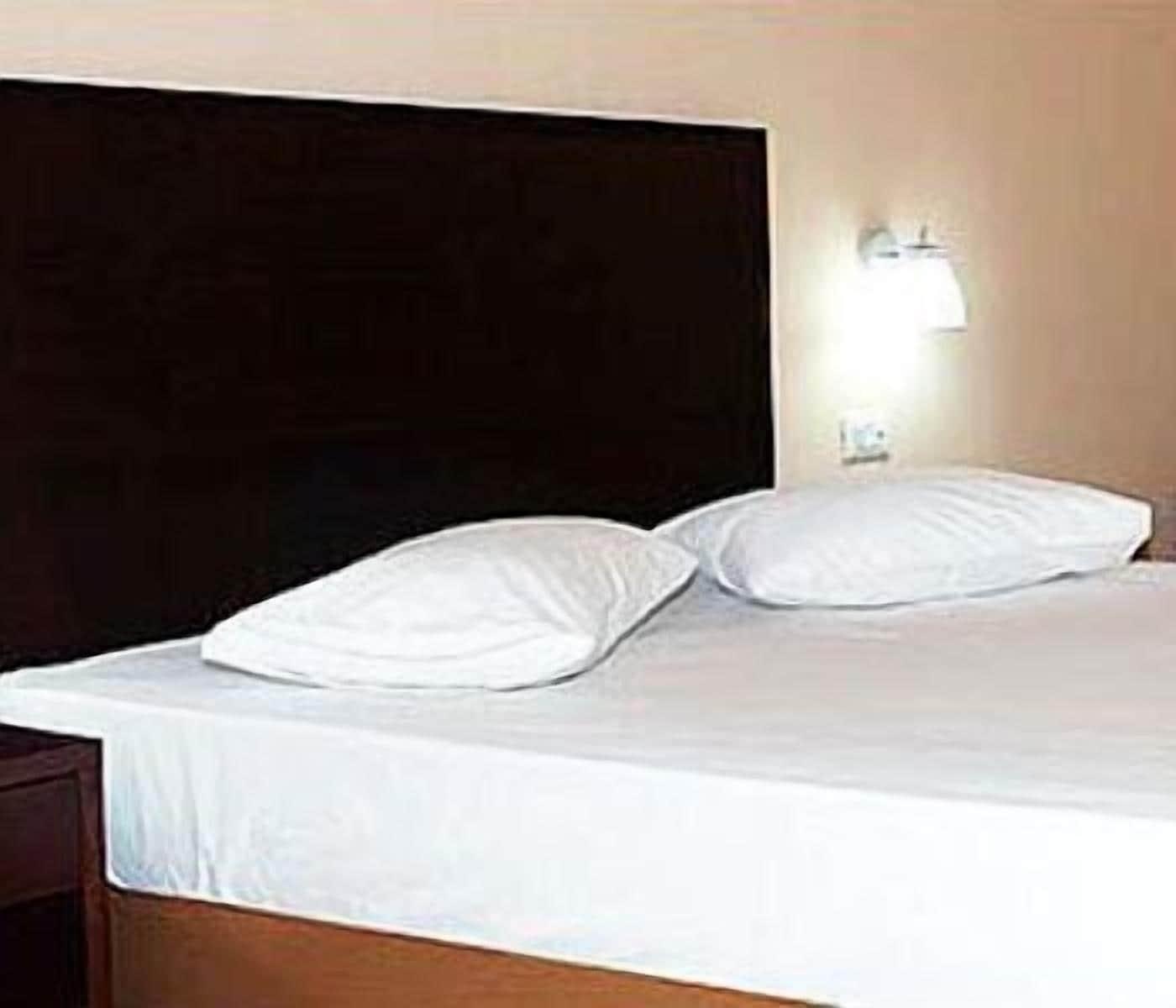 Park Hotel Нафплион Экстерьер фото