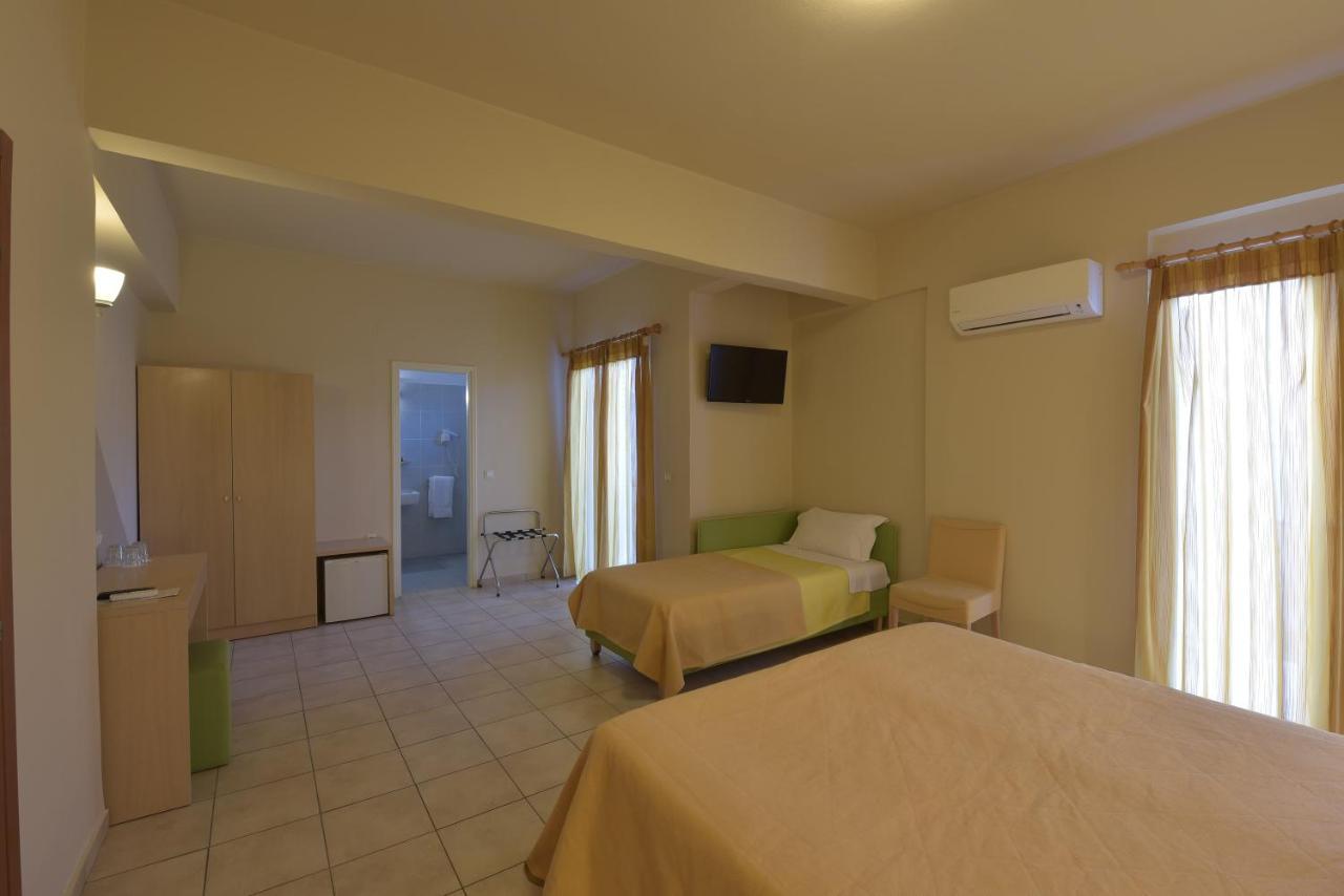 Park Hotel Нафплион Экстерьер фото